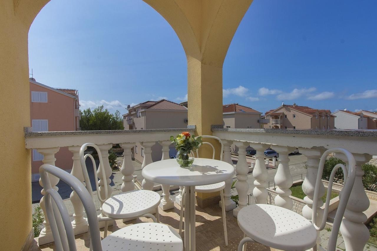 Apartments Dalibor Vodice Eksteriør bilde
